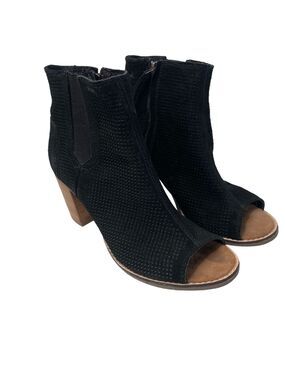 Toms Black Suede Peep Toe Booties Perforated Heeled Ankle Zip Women 8
